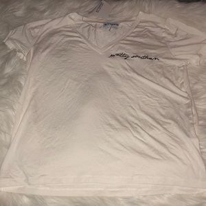 Jessie James decker kittenish pretty southern tee